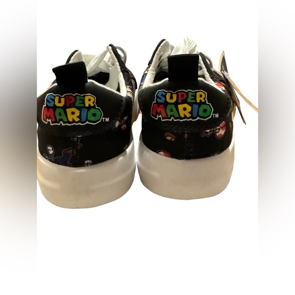 NEW- Super Mario Kids Shoes- Sneakers/Tennis Shoes Size -12 Little Kids/Toddlers - Picture 5 of 11